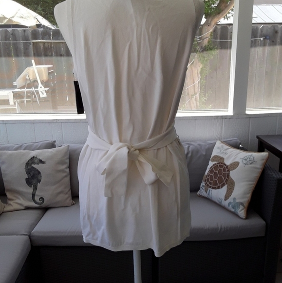 3 top bundle Plus Size - Picture 9 of 9